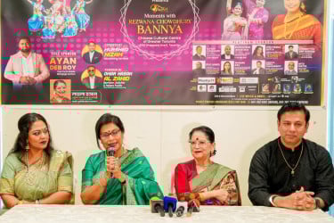 কানাডার টরন্টোতে রেজওয়ানা চৌধুরী বন্যার সংগীত সন্ধ্যা