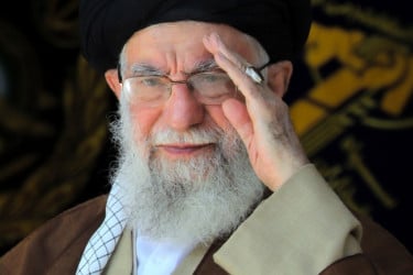 খামেনিকে হত্যার চেষ্টা করছে ইসরায়েল-যুক্তরাষ্ট্র?