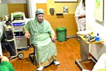এভারকেয়ারে ভর্তি হলেন খালেদা জিয়া