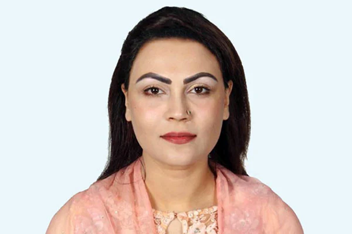 বিতর্কিত উপদেষ্টারা যেন রাজনৈতিক দলের আশ্রয় না পান