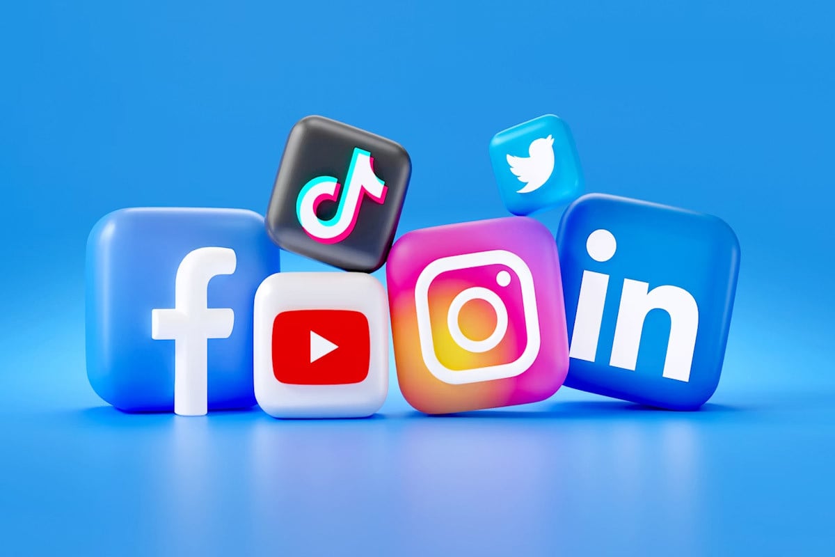 শিশুদের জন্য সামাজিক মাধ্যম নিষিদ্ধ করছে মালয়েশিয়া