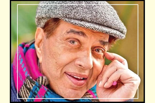 ‘হি ম্যান’ ধর্মেন্দ্রর চিরপ্রস্থান...