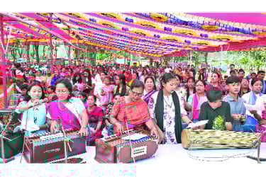 গারোদের বর্ণিল ওয়ানগালা উৎসব