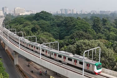 ঘরে বসে মেট্রোরেলের কার্ড রিচার্জ চালু হচ্ছে মঙ্গলবার