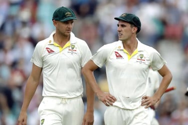 ব্রিসবেন টেস্টেও অনিশ্চিত হ্যাজলউড, আশা জাগাচ্ছেন কামিন্স