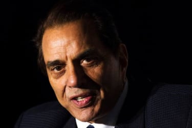 ধর্মেন্দ্র যা যা রেখে গেলেন