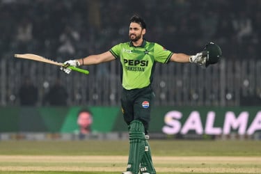 এক বছরে সর্বাধিক ম্যাচ খেলার রেকর্ড গড়লেন সালমান