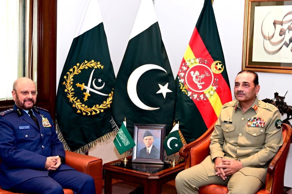 সৌদি সেনাপ্রধানের পাকিস্তান সফর, কারণ কি?