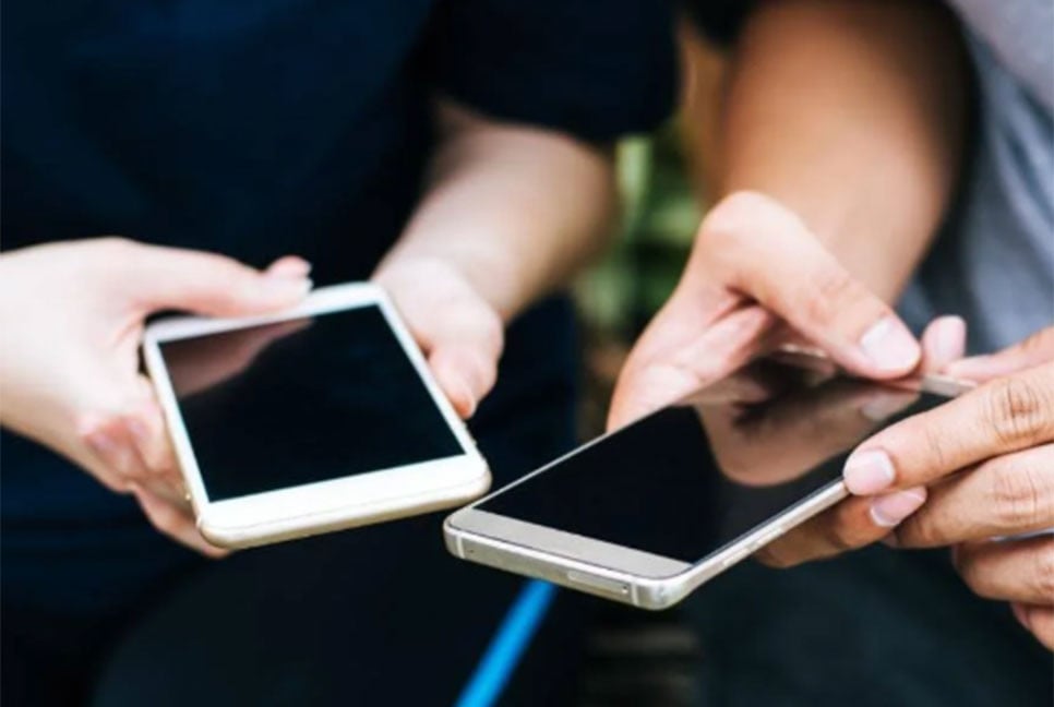 স্মার্টফোনের আয়ু বাড়ানোর সহজ উপায়