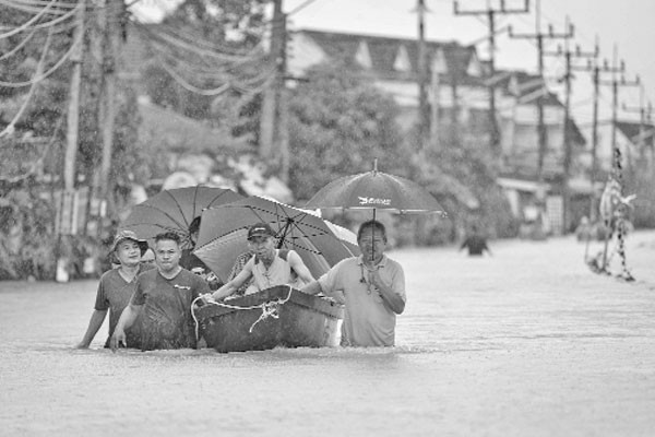থাইল্যান্ডে ভয়াবহ বন্যা