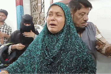 দোকানে ঢুকে ব্যবসায়ীকে কুপিয়ে হত্যা