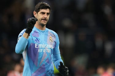 চ্যাম্পিয়ন্স লিগ ম্যাচের আগে রিয়াল শিবিরে ধাক্কা