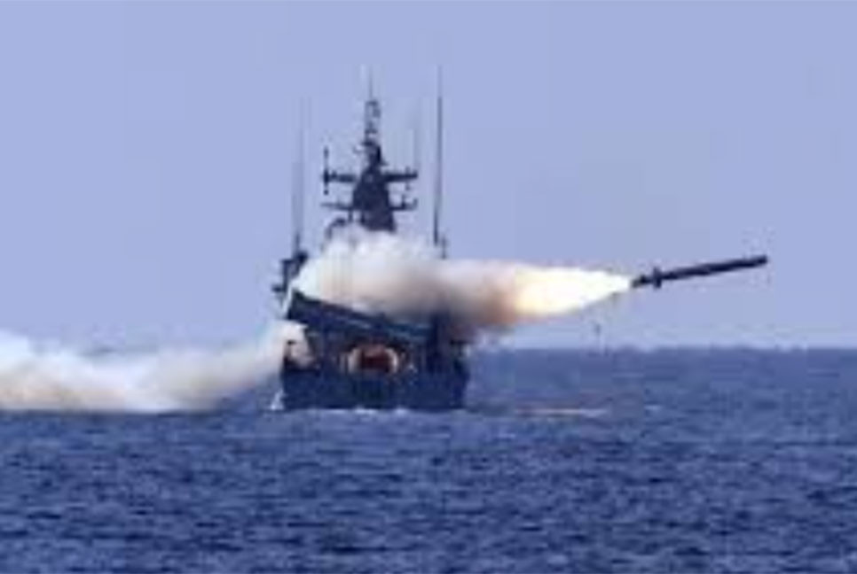 পাকিস্তানের নিজস্ব প্রযুক্তির জাহাজবিধ্বংসী ব্যালিস্টিক ক্ষেপণাস্ত্র পরীক্ষা