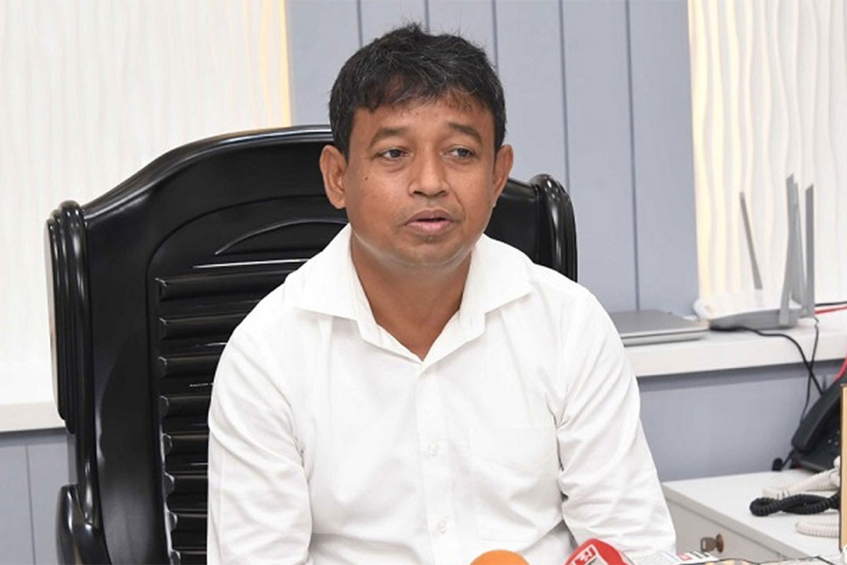 ডিবি প্রধান হারুনের আয়কর নথি জব্দের আদেশ