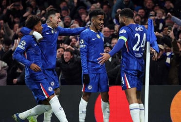 বার্সেলোনাকে পাত্তাই দিলো না চেলসি