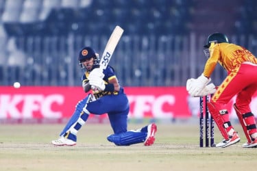 জিম্বাবুয়েকে ৯ উইকেটে হারাল শ্রীলঙ্কা