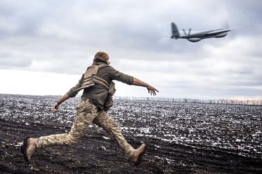 এক রাতে ইউক্রেনের ৩৩ ড্রোন ভূপাতিত করার দাবি রাশিয়ার