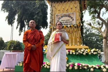 ২০২৯ এর আগেও কেন্দ্রের বিজেপি সরকার পড়ে যেতে পারে: মমতা