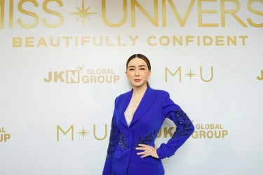 মিস ইউনিভার্সের থাইল্যান্ড অংশের মালিকের বিরুদ্ধে গ্রেপ্তারি পরোয়ানা জারি