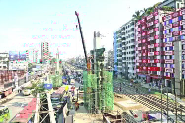 প্রকল্পের ধীরগতিতে নিত্য যানজট