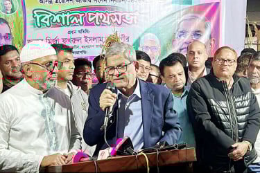 একটি দল দেশে বিশৃঙ্খলা সৃষ্টির পাঁয়তারা করছে : মির্জা ফখরুল
