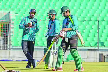 দল গঠনে লিটনের ক্ষোভ