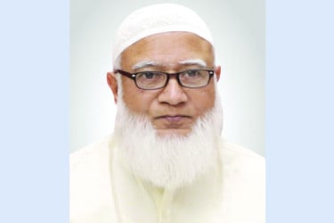 আগুনের পেছনে কারণ খতিয়ে দেখতে হবে