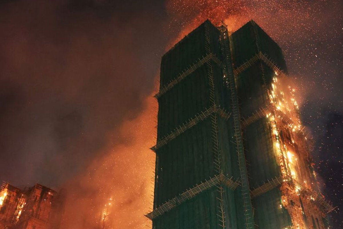 হংকংয়ে বহুতল ভবনে আগুনে মৃত্যু বেড়ে ৩৬, নিখোঁজ ২৭৯