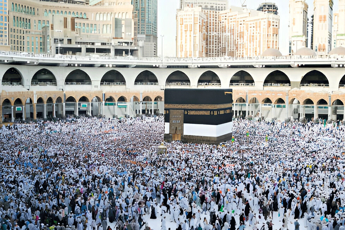 মসজিদুল হারাম ও নববীতে ৩০ দিনে ৬ কোটি মুসল্লি