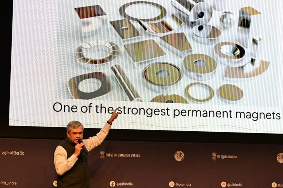 বিরল খনিজে ৮০০ মিলিয়ন ডলারের পরিকল্পনা অনুমোদন ভারতের