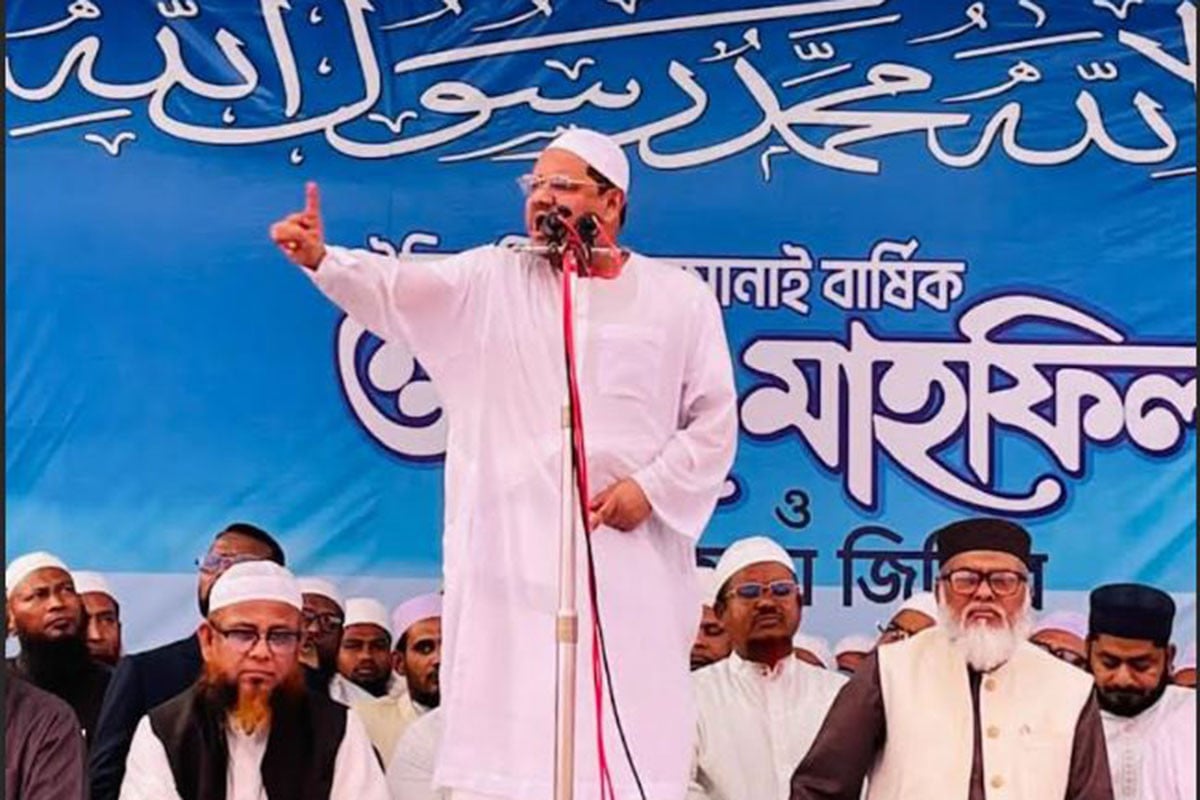 আগামীর নির্বাচনে পরিবর্তন আসতেই হবে : চরমোনাই পীর