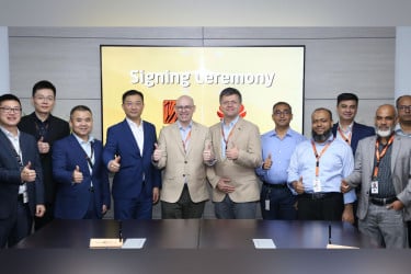 গ্রাহকদের ডিজিটাল অভিজ্ঞতার মানোন্নয়নে একসাথে কাজ করবে বাংলালিংক ও হুয়াওয়ে