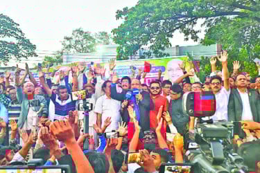 দলের দুর্দিনে বাজিতপুর-নিকলীর নেতা কর্মীদের পাশে ছিলাম : ইকবাল