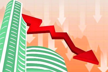 জটিল হচ্ছে অর্থনৈতিক পরিস্থিতি