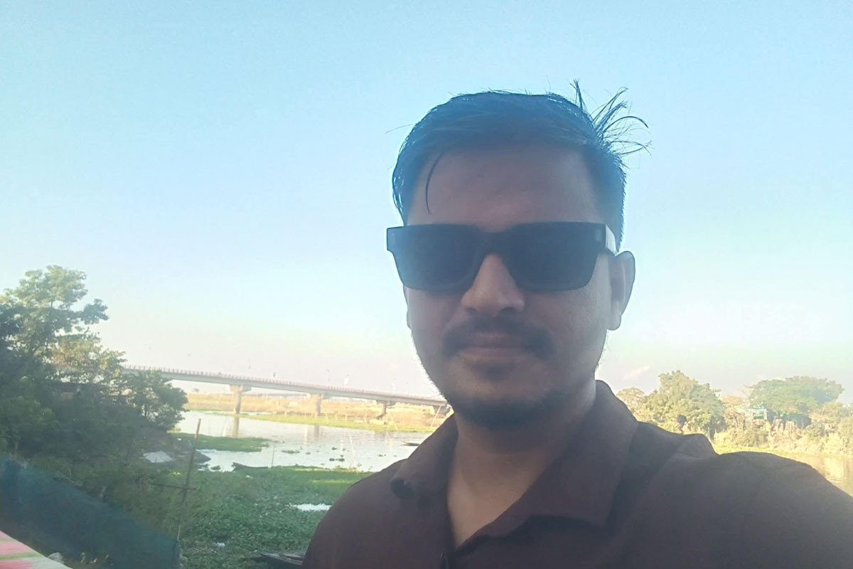 বাড়ি থেকে ডেকে নিয়ে ছাত্রদলকর্মীকে হত্যা