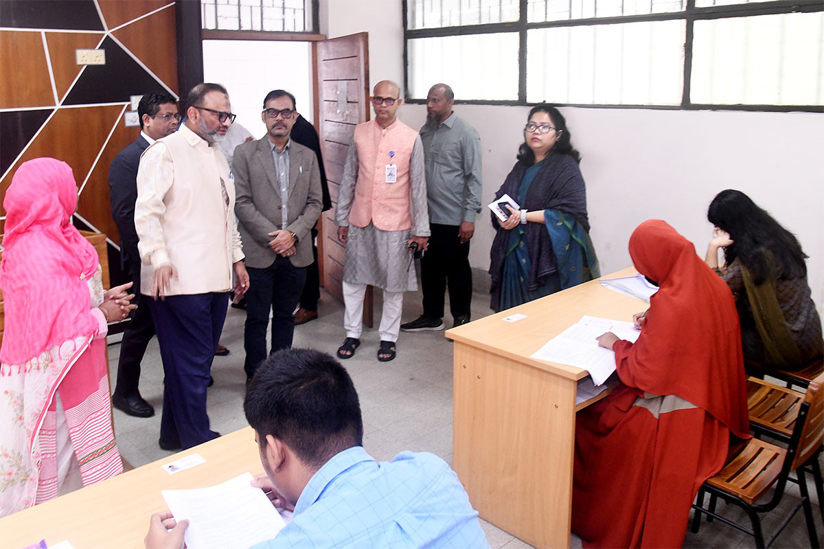 ঢাবি আইবিএ’র বিবিএ প্রোগ্রামের ভর্তি পরীক্ষা অনুষ্ঠিত