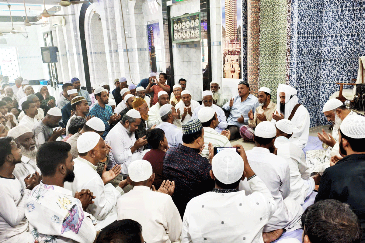 চাঁদপুরে খালেদা জিয়ার সুস্থতা কামনায় দোয়া