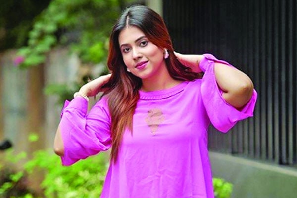 শুভেচ্ছাদূত স্বর্ণলতা