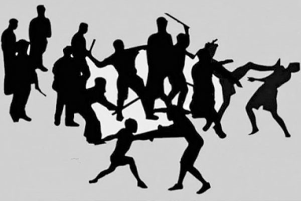 মাছ ধরা নিয়ে সংঘর্ষ, নারী শিশুসহ আহত ৩০