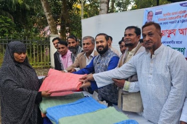 চট্টগ্রামে শীতার্তদের পাশে এলডিপি