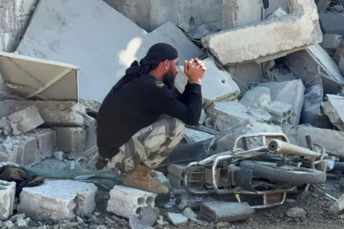 সিরিয়ায় ইসরায়েলি অভিযানে নিহত ১৩