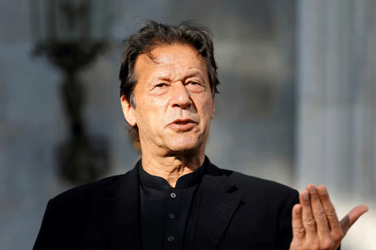 ইমরান খানের বেঁচে থাকার প্রমাণ চায় পরিবার ও দল