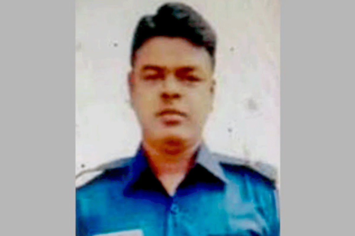 সিরাজগঞ্জে থানায় অসুস্থ হয়ে এএসআইয়ের মৃত্যু