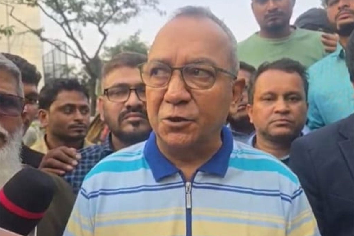 গুজবে বিভ্রান্ত না হয়ে নেতাকর্মীদের হাসপাতালে ভিড় না করার আহ্বান যুবদল সভাপতির