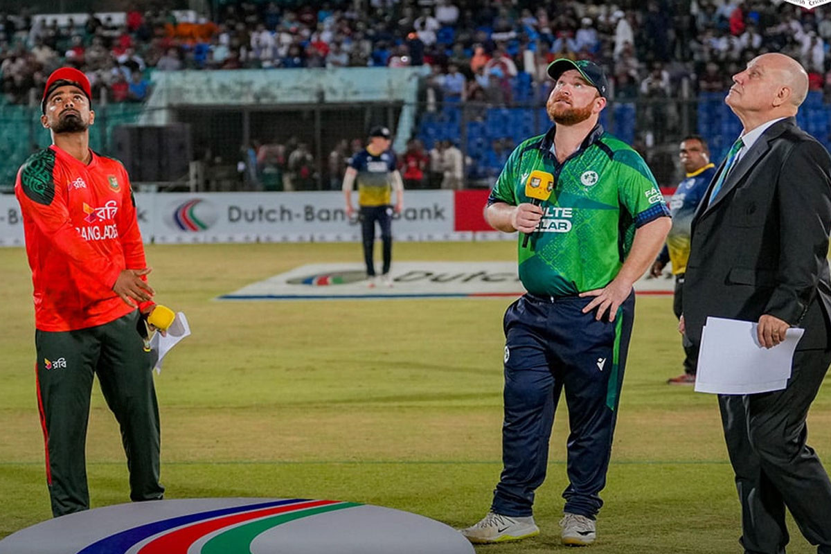 টসে হেরে ফিল্ডিংয়ে বাংলাদেশ