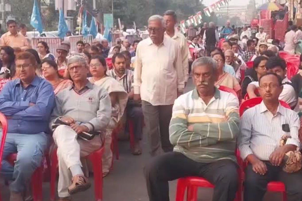 ফিলিস্তিনিদের প্রতি সংহতি জানিয়ে কলকাতায় প্রতিবাদ সভা