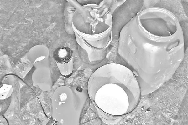 খাঁটি দুধের রাজধানীতে নকল দুধ