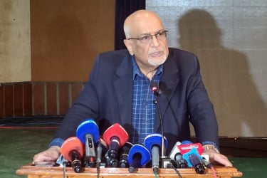 সুষ্ঠু নির্বাচন নিয়ে সাধারণ মানুষ আস্থা পাচ্ছে না: ড. দেবপ্রিয় ভট্টাচার্য