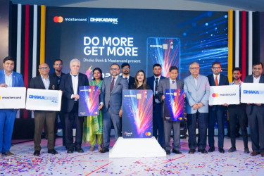 তরুণদের জন্য ঢাকা ব্যাংক ও মাস্টারকার্ডের ডুয়াল কারেন্সি প্রিপেইড কার্ড ‘স্পার্ক’