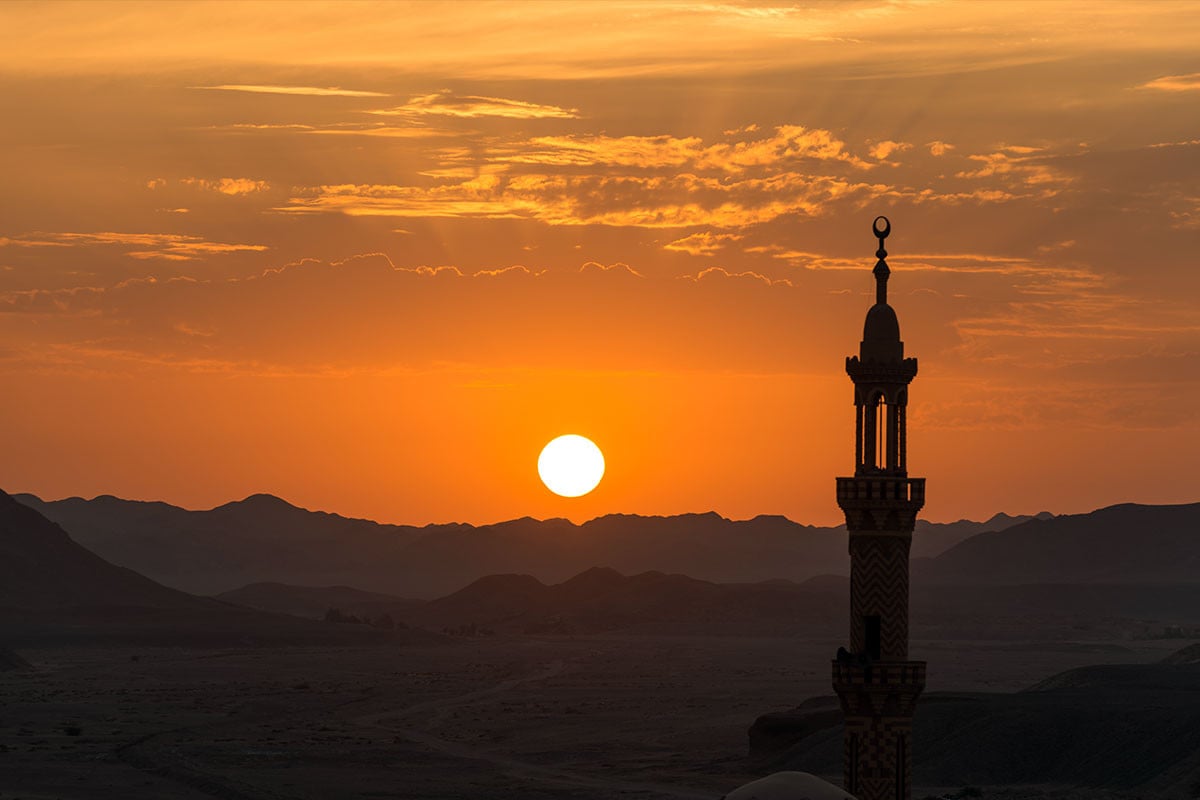 আল্লাহর ভালোবাসা লাভের ১০ আমল